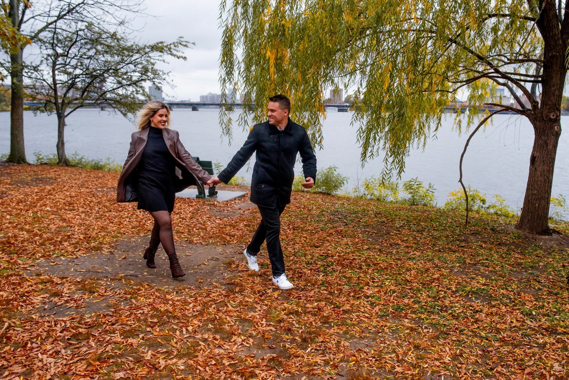 Foto Chuva de Amor em Boston: Sessão Fotográfica de Casal com Shelen e Marcelo Foto Chuva de Amor em Boston: Sessão Fotográfica de Casal com Shelen e Marcelo - Imagem 28