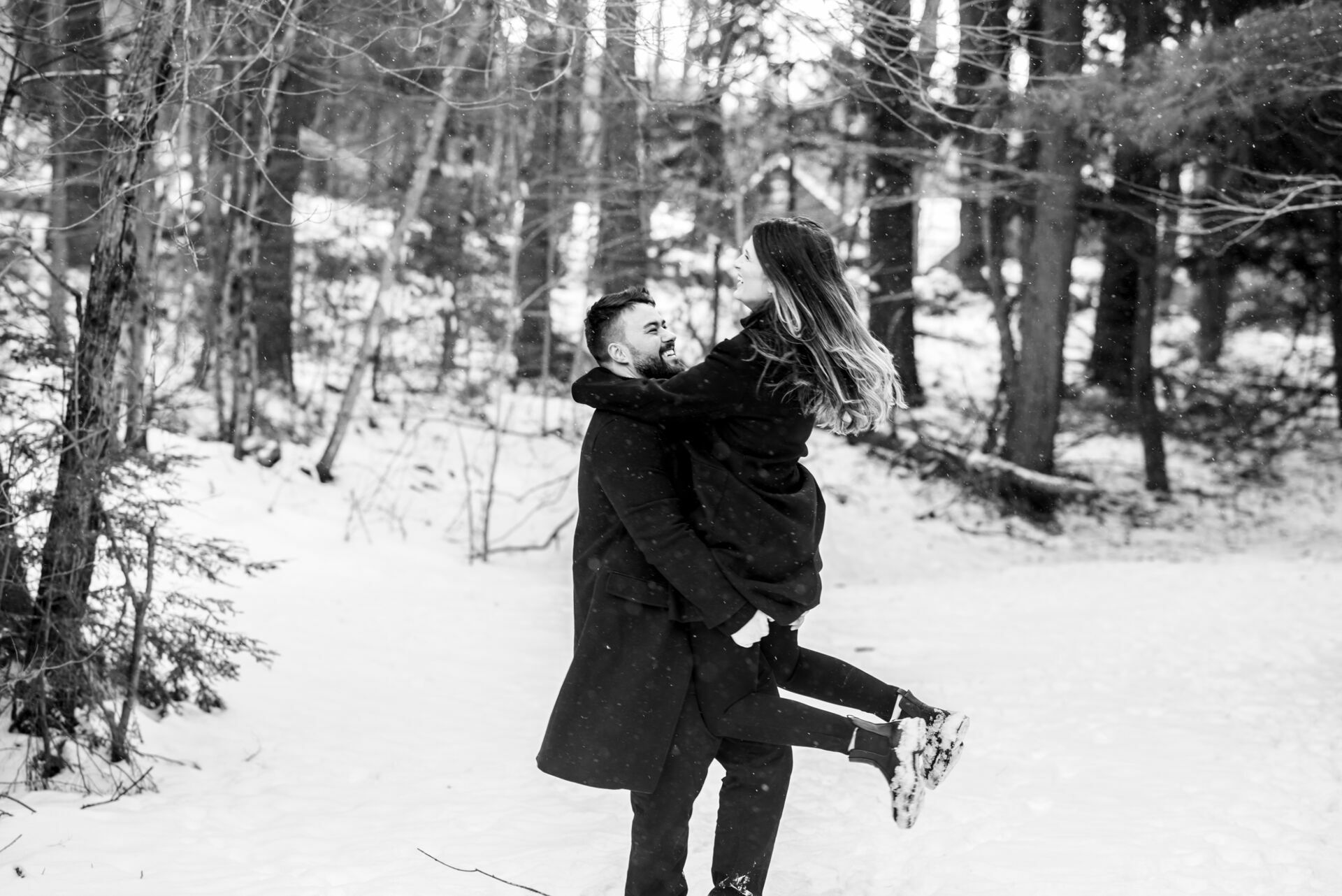Foto Uma História de Amor na Neve: Sessão Fotográfica e Pedido de Casamento surpresa em New Hampshire - Imagem 10