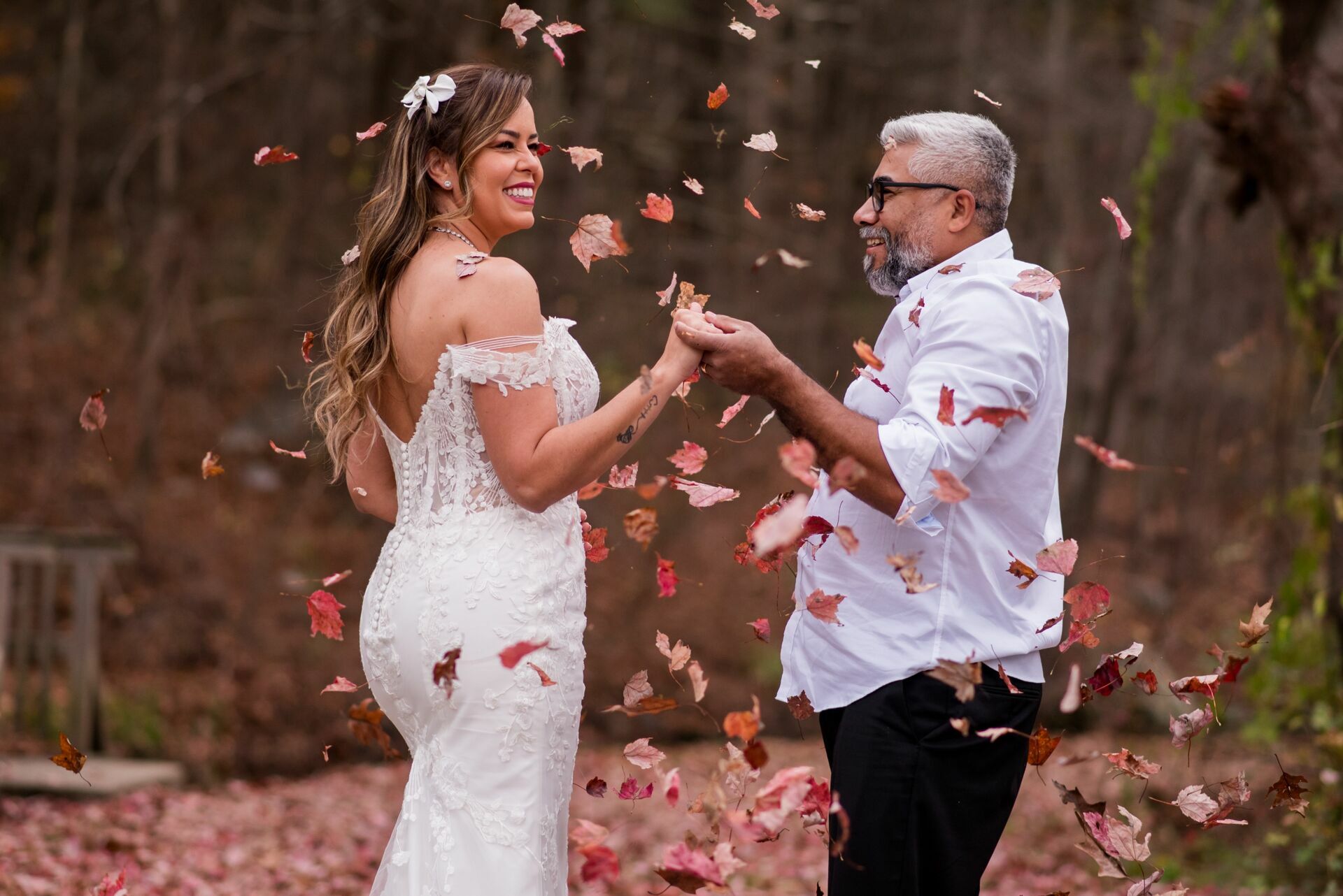 Foto Trash The Dress no Moinho de Sudbury: Uma Sessão Fotográfica Pós-Casamento Inesquecível Foto Trash The Dress no Moinho de Sudbury: Uma Sessão Fotográfica Pós-Casamento Inesquecível - Imagem 17