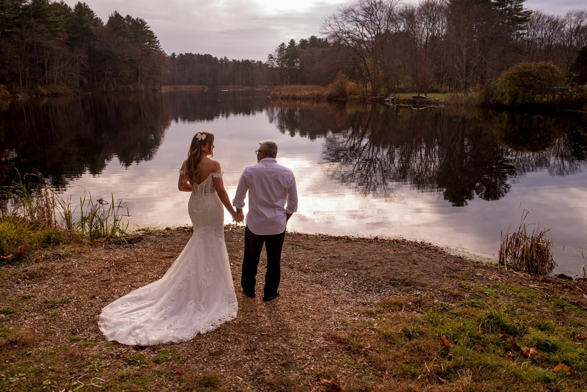 Foto Trash The Dress no Moinho de Sudbury: Uma Sessão Fotográfica Pós-Casamento Inesquecível Foto Trash The Dress no Moinho de Sudbury: Uma Sessão Fotográfica Pós-Casamento Inesquecível - Imagem 3