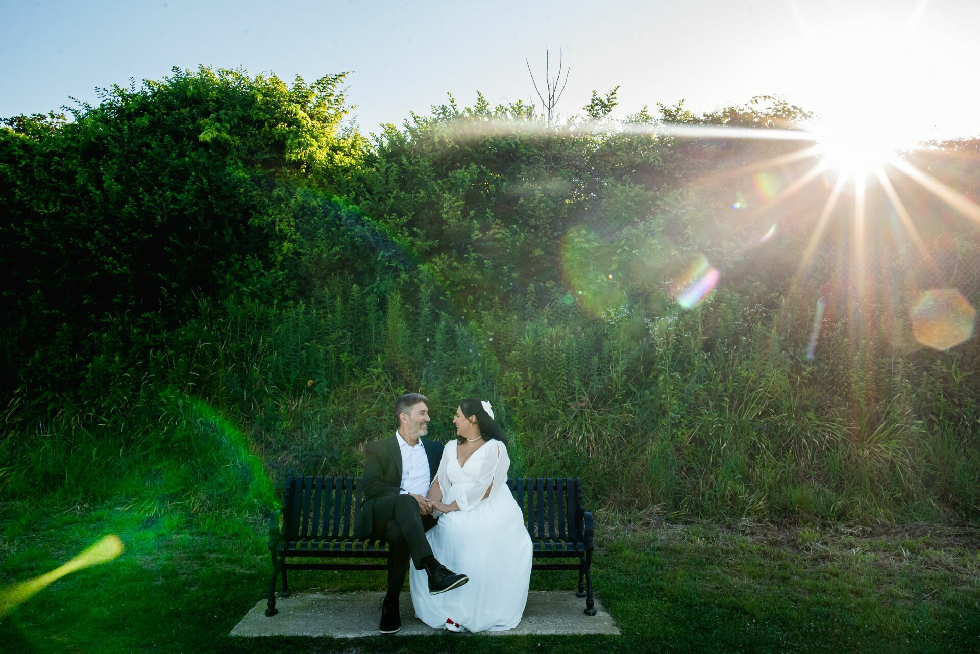 Foto Celebrando uma Década de Amor:  Bodas de 10 Anos de Mary e Robson em Newport, RI - Imagem 8